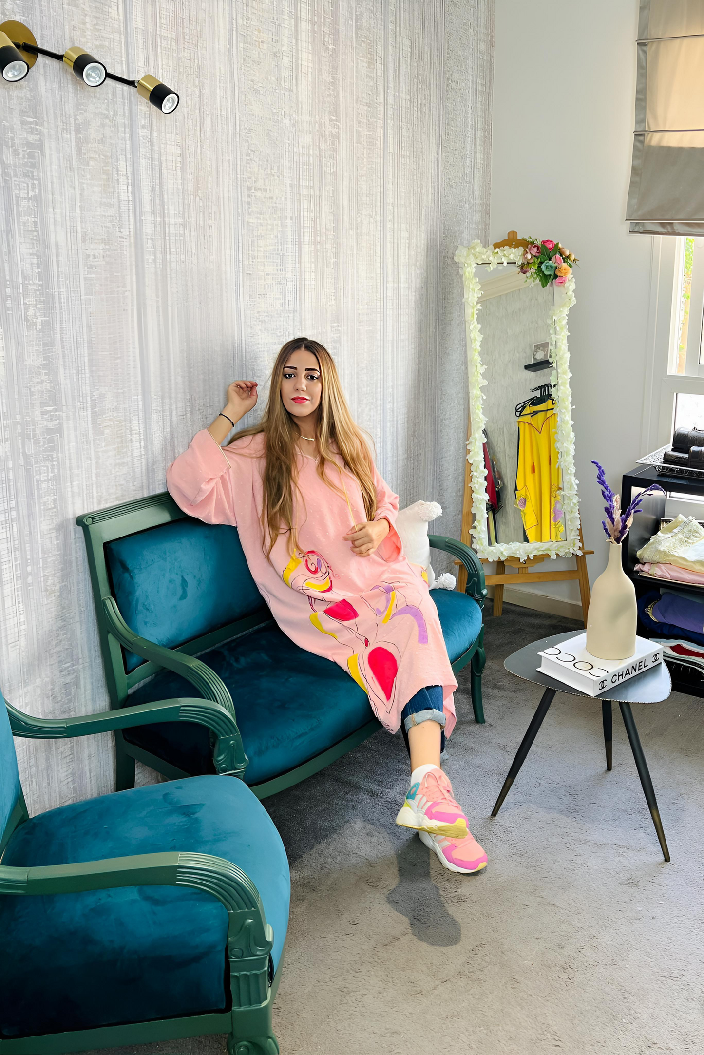 Hand-Painted Artistic Djellaba – Modern Moroccan Elegance