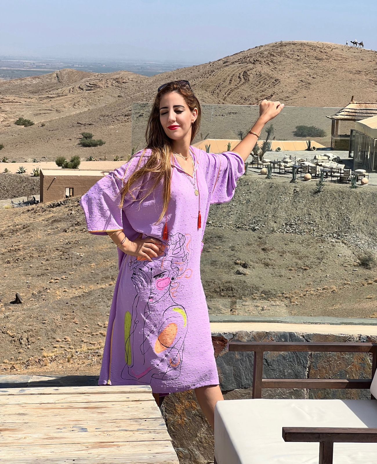 Aqua Dream – Hand-Painted Artistic Djellaba with Abstract Woman Design